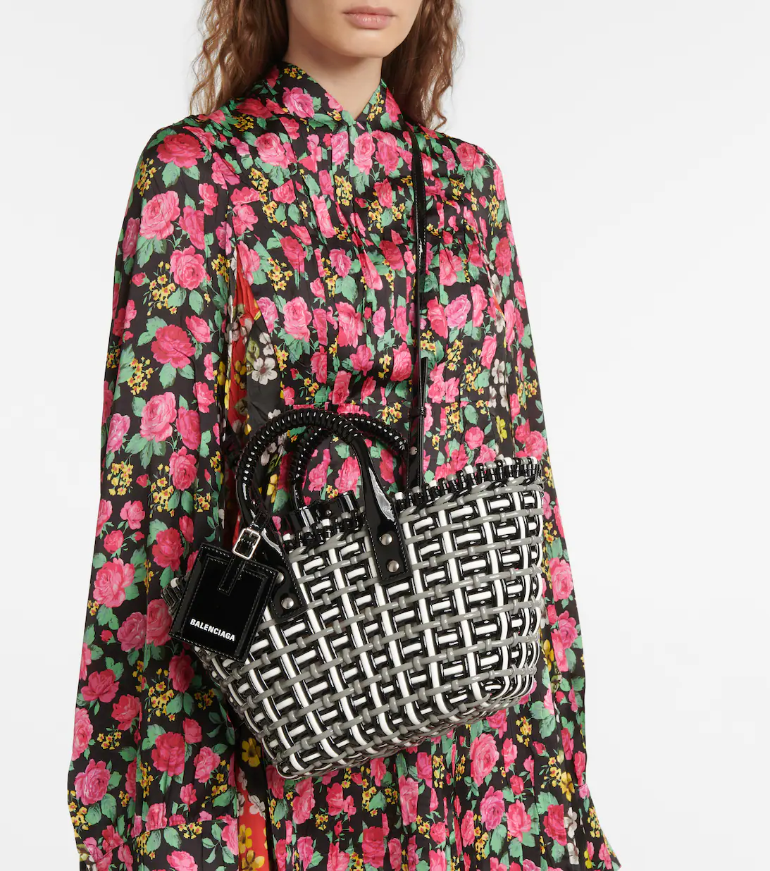 Unveiling the Extraordinary: Balenciaga's Bistro XS Basket With Strap Redefines Luxury Fashion