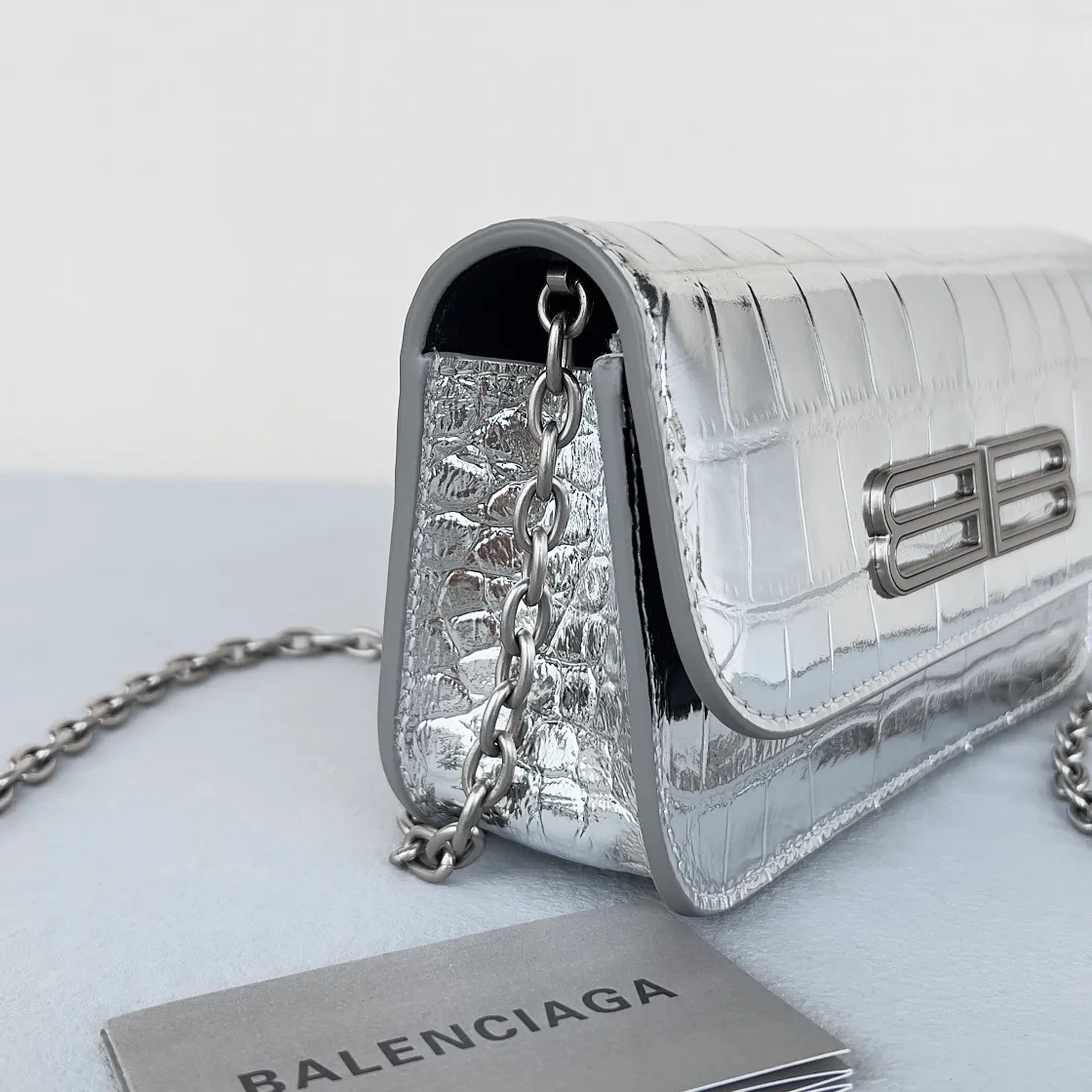 Embracing Exclusivity and Elegance: A Detailed Exploration of the Balenciaga Gossip Wallet On Chain Crocodile Embossed