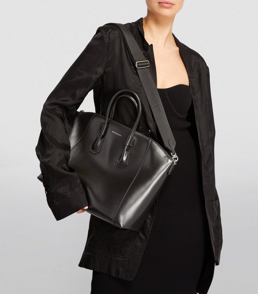 The Elegance of Athleticism: A Deep Dive into the Givenchy Small Antigona Sport Bag in Leather