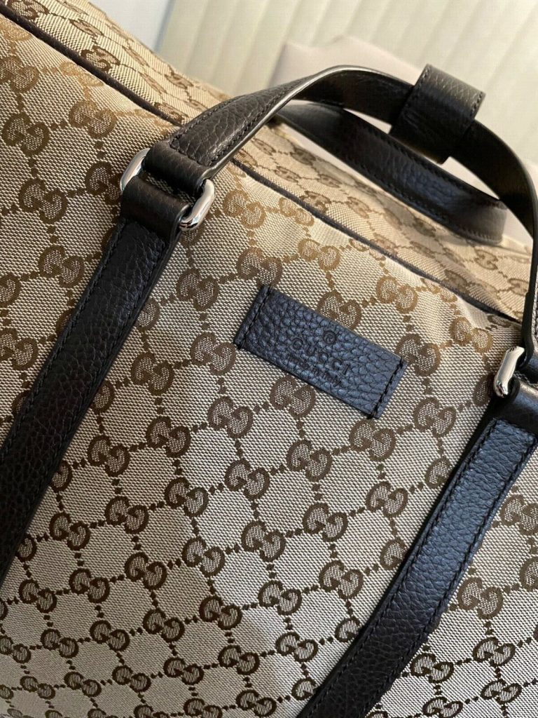 Style meets Functionality: The Gucci Gym Bag is a Must-Have Accessory for Fitness Enthusiasts.