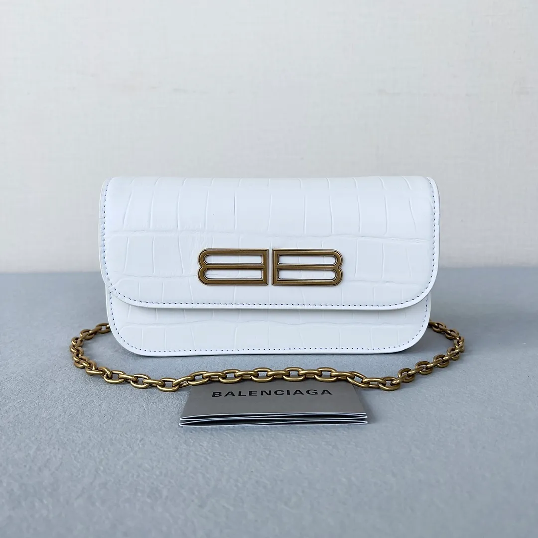 Balenciaga Gossip Wallet on Chain: The Reseller's Guide to Luxury and Functionality